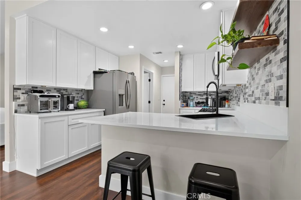 22914 Banyan Place #198 Saugus, CA 91390