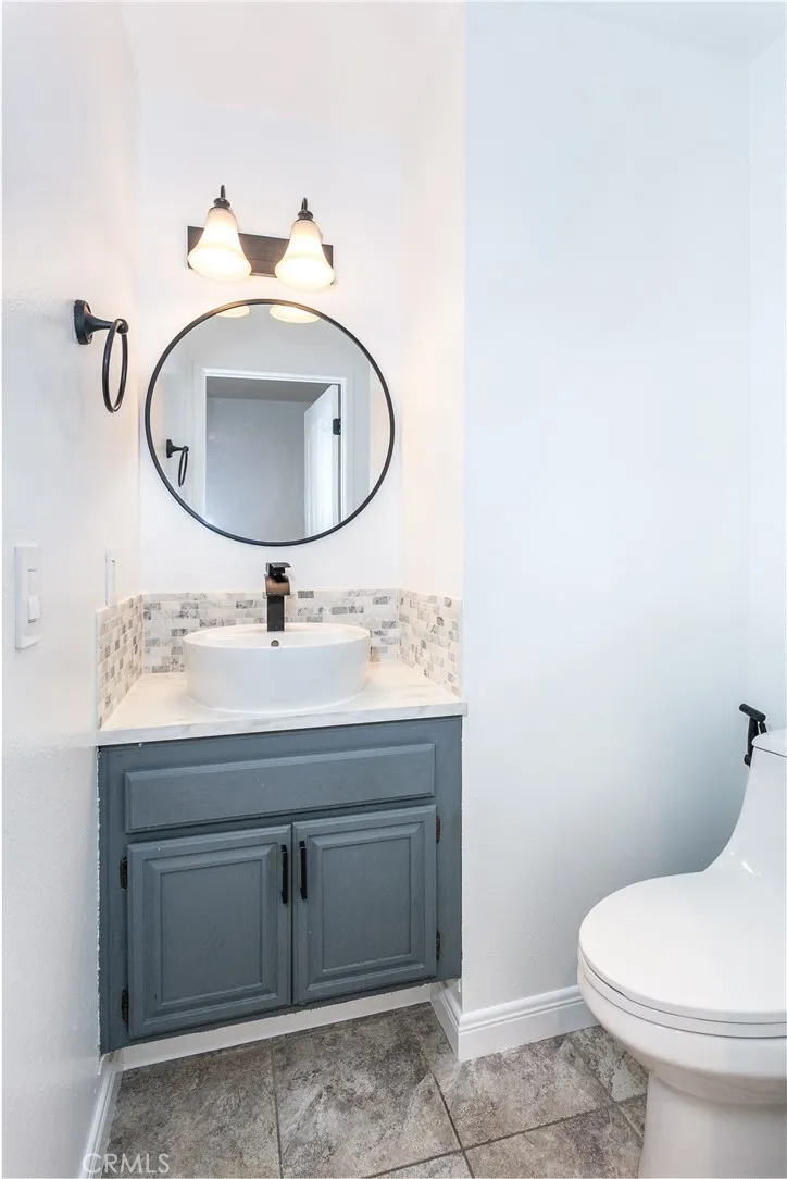 29725 Windsong Agoura Hills, CA 91301