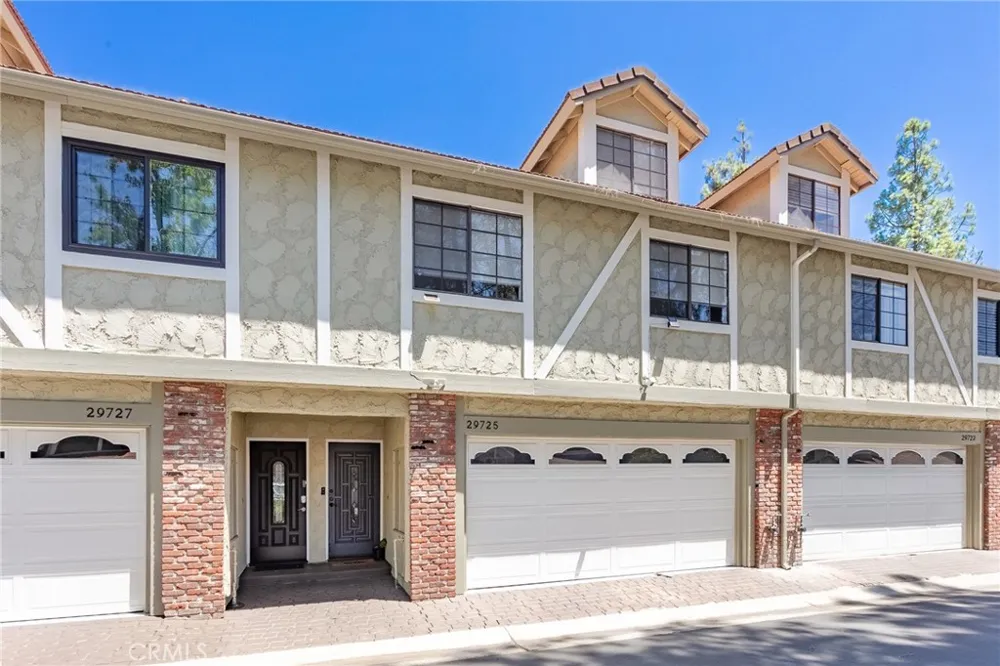 29725 Windsong Agoura Hills, CA 91301