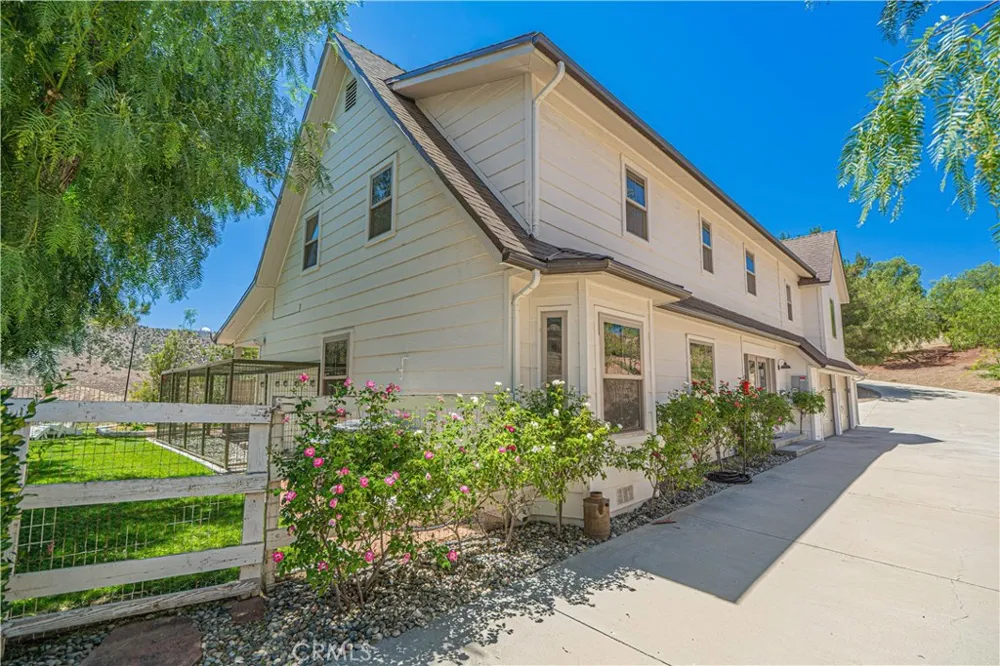 9210 Yucca Hills Agua Dulce, CA 91390