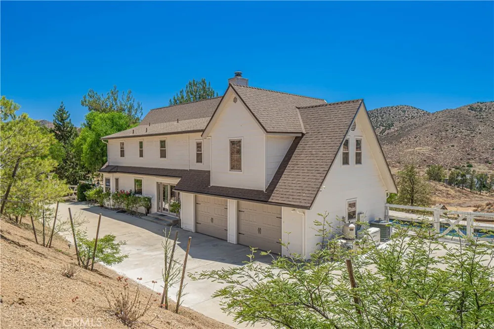 9210 Yucca Hills Agua Dulce, CA 91390