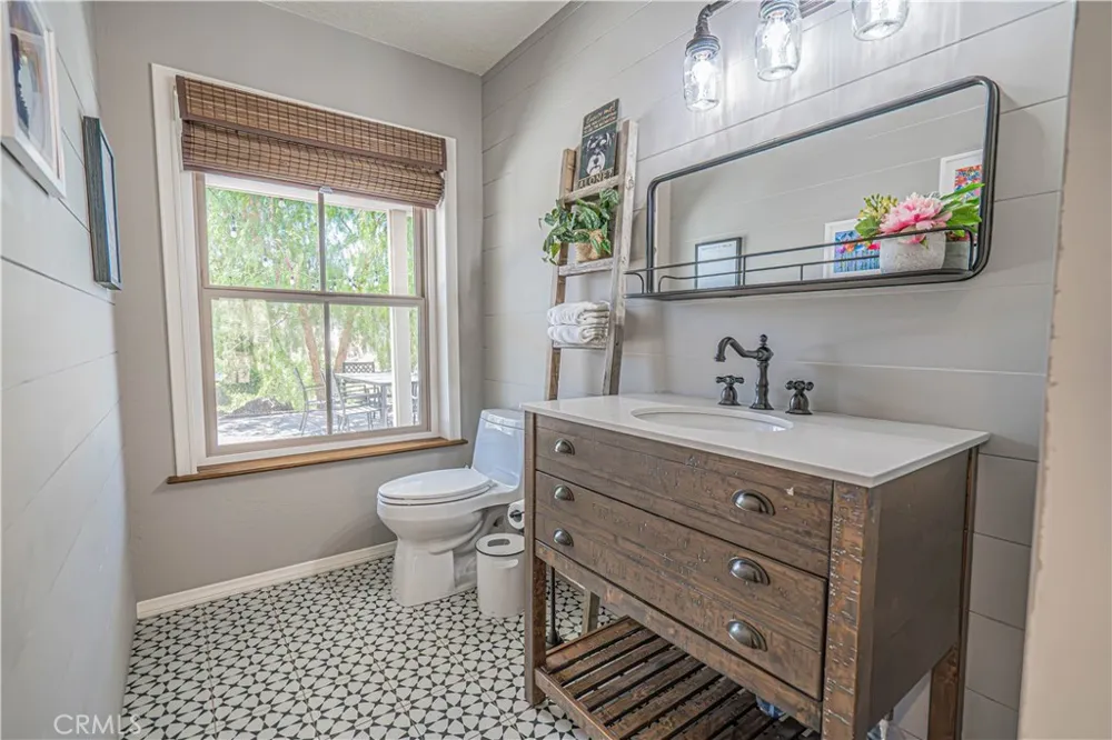 9210 Yucca Hills Agua Dulce, CA 91390