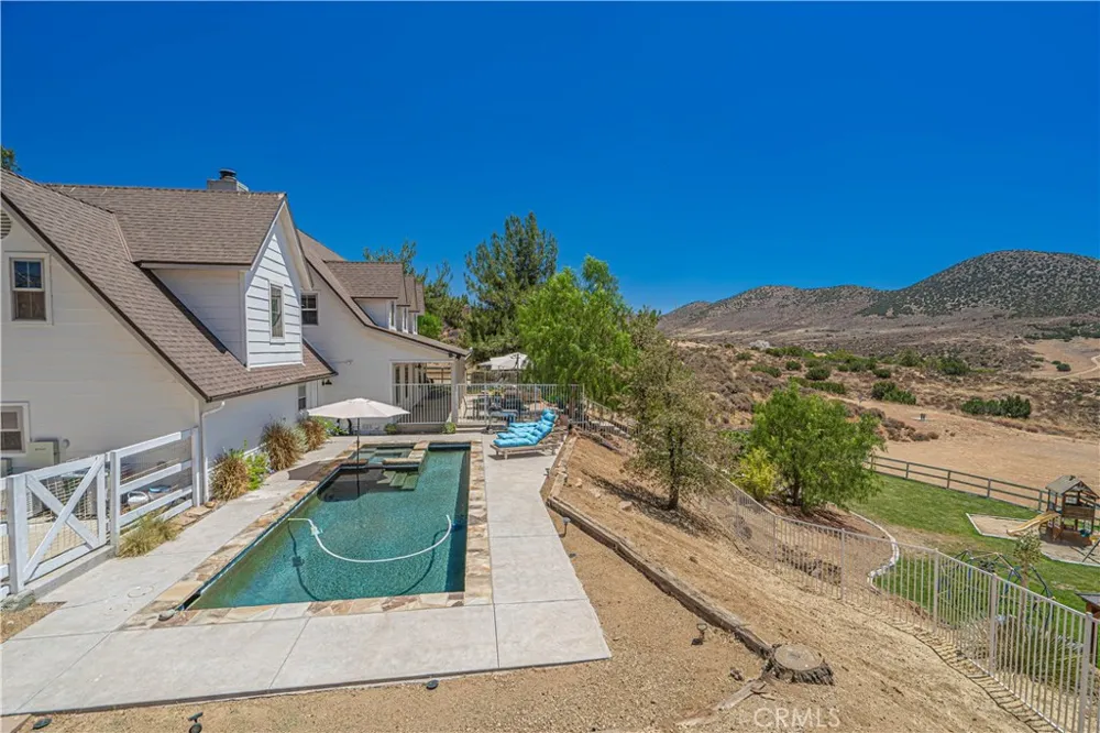 9210 Yucca Hills Agua Dulce, CA 91390