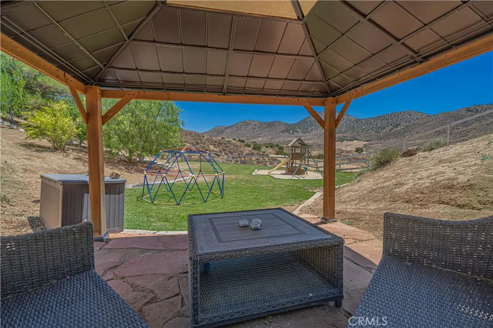 9210 Yucca Hills Agua Dulce, CA 91390