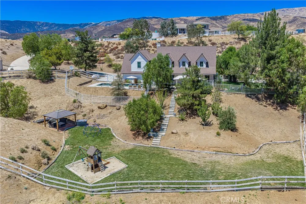 9210 Yucca Hills Agua Dulce, CA 91390