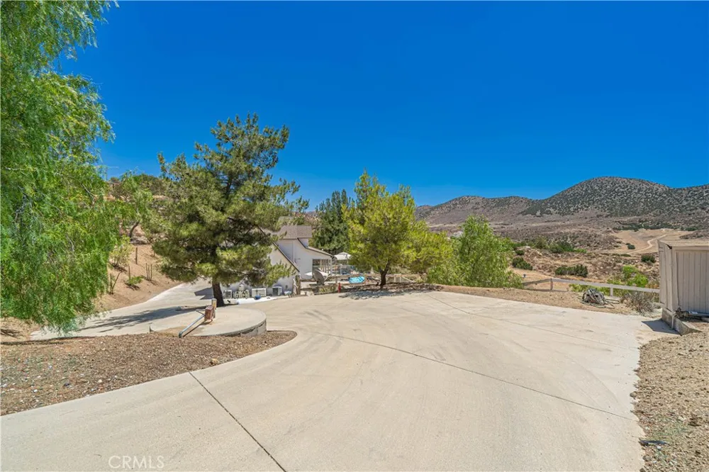9210 Yucca Hills Agua Dulce, CA 91390