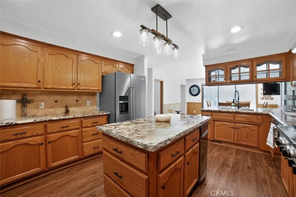 1198 Montreal Drive Lake Arrowhead, CA 92352