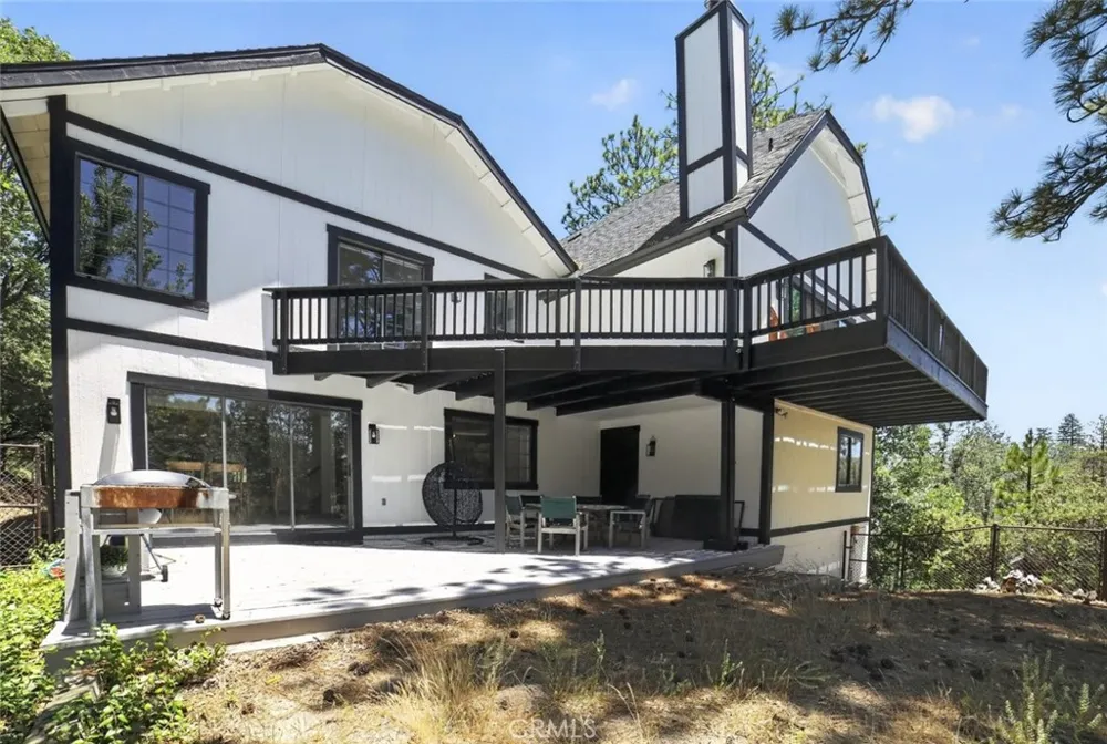 1198 Montreal Drive Lake Arrowhead, CA 92352