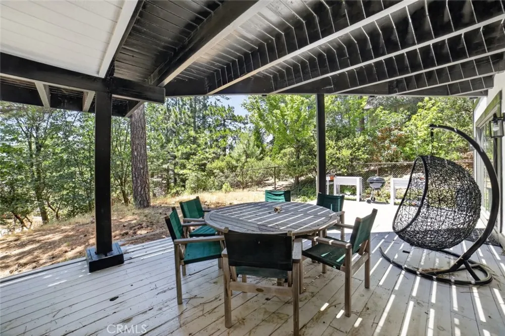 1198 Montreal Drive Lake Arrowhead, CA 92352