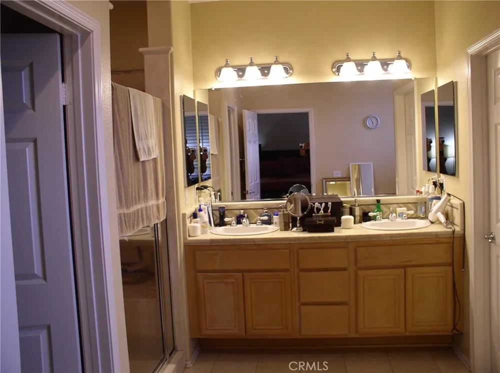 11424 Oakford Lane Porter Ranch, CA 91326