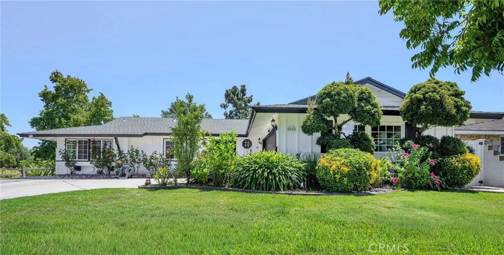 52 Sandra Court Newbury Park, CA 91320