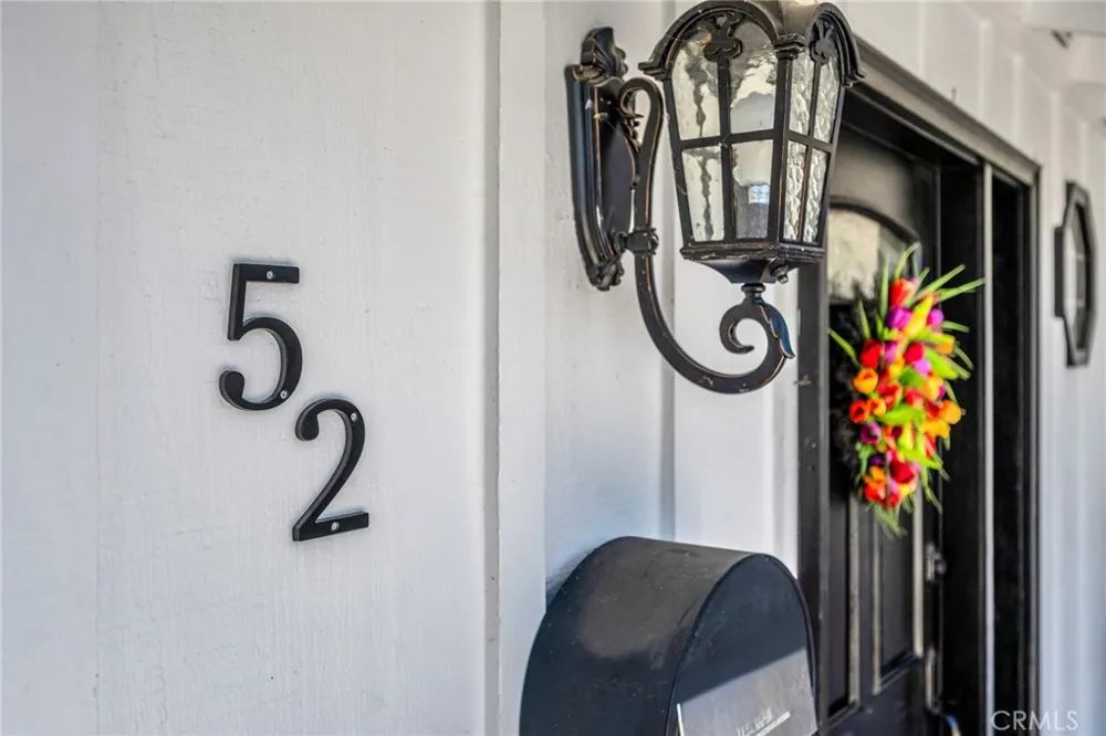 52 Sandra Court Newbury Park, CA 91320