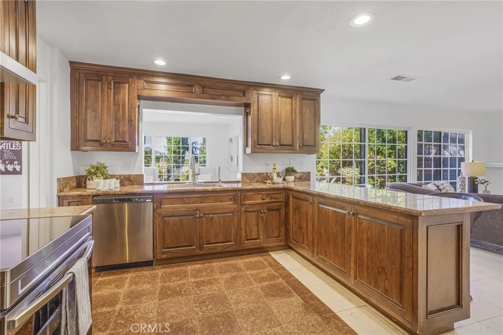 5917 Carell Avenue Agoura Hills, CA 91301