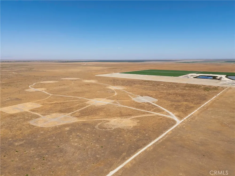 5 Gun CLub Rd. Delano, CA 90083