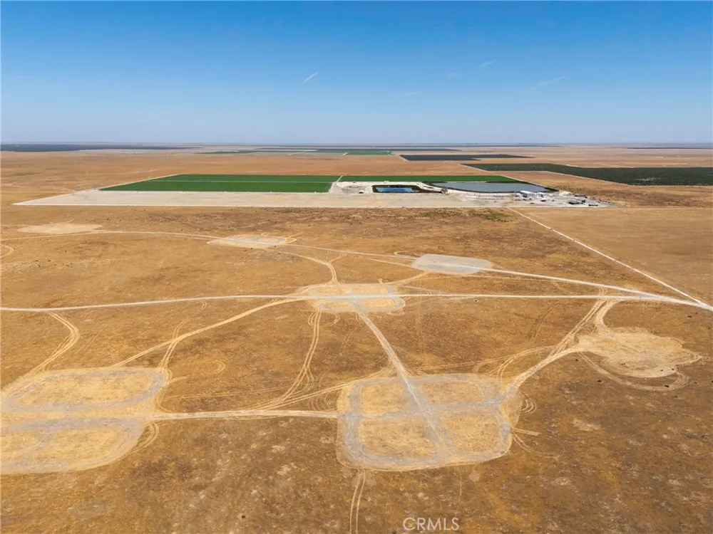 5 Gun CLub Rd. Delano, CA 90083