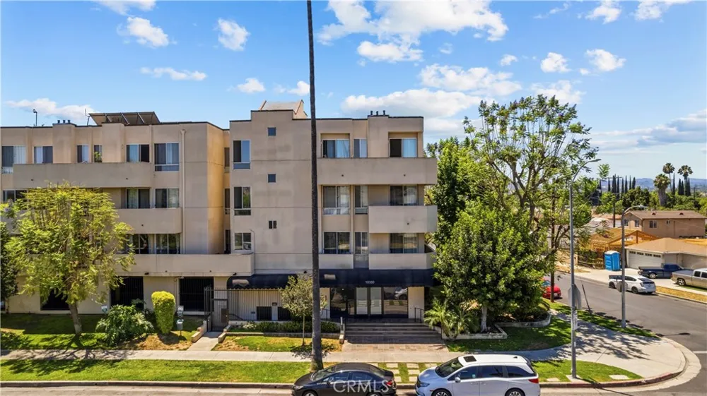 19350 Sherman Way. #328 Reseda, CA 91335