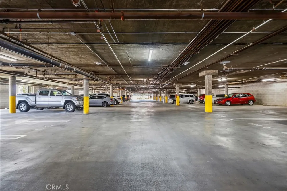 19350 Sherman Way. #328 Reseda, CA 91335