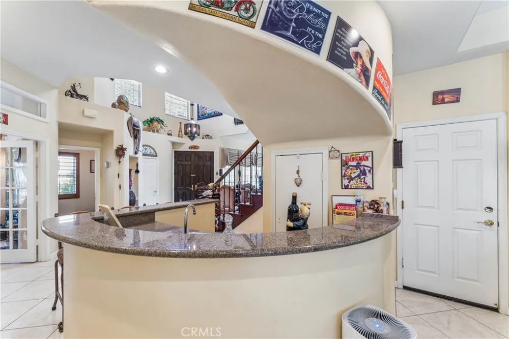 24515 Ebelden Newhall, CA 91321