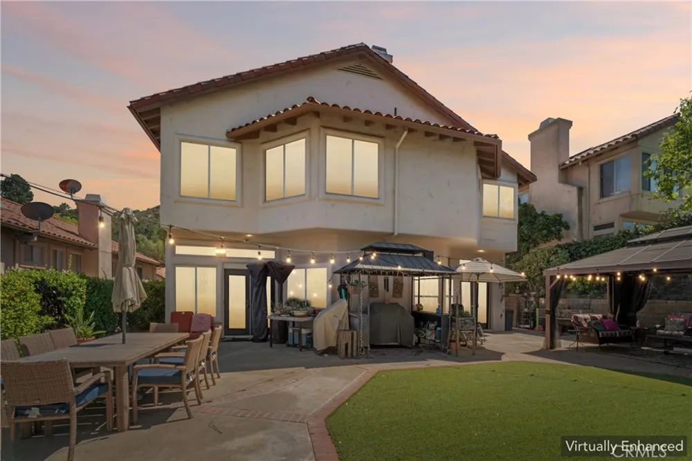 24515 Ebelden Newhall, CA 91321