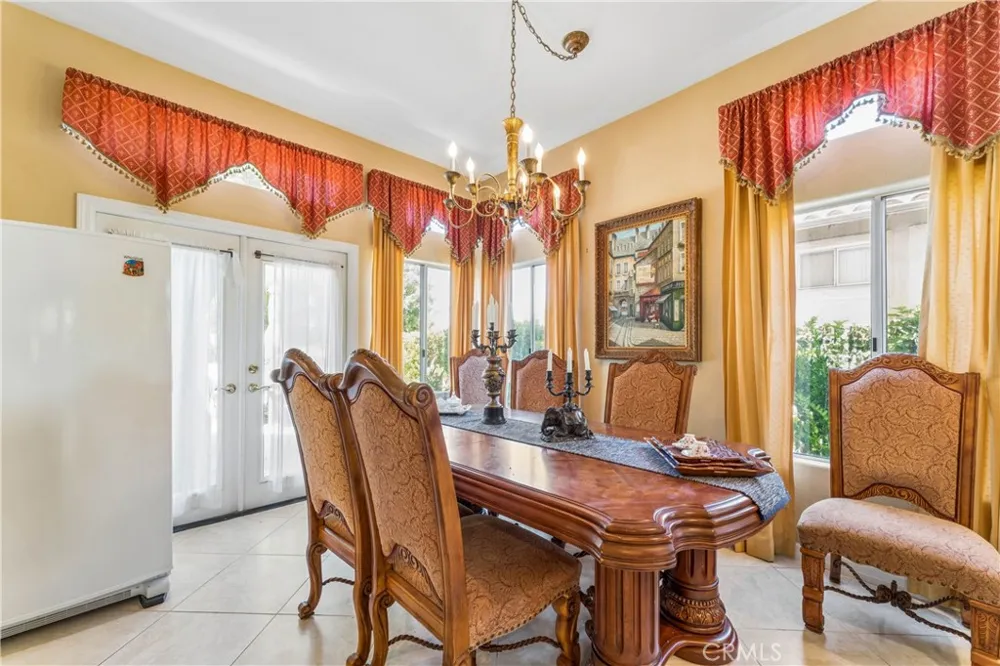 24515 Ebelden Newhall, CA 91321