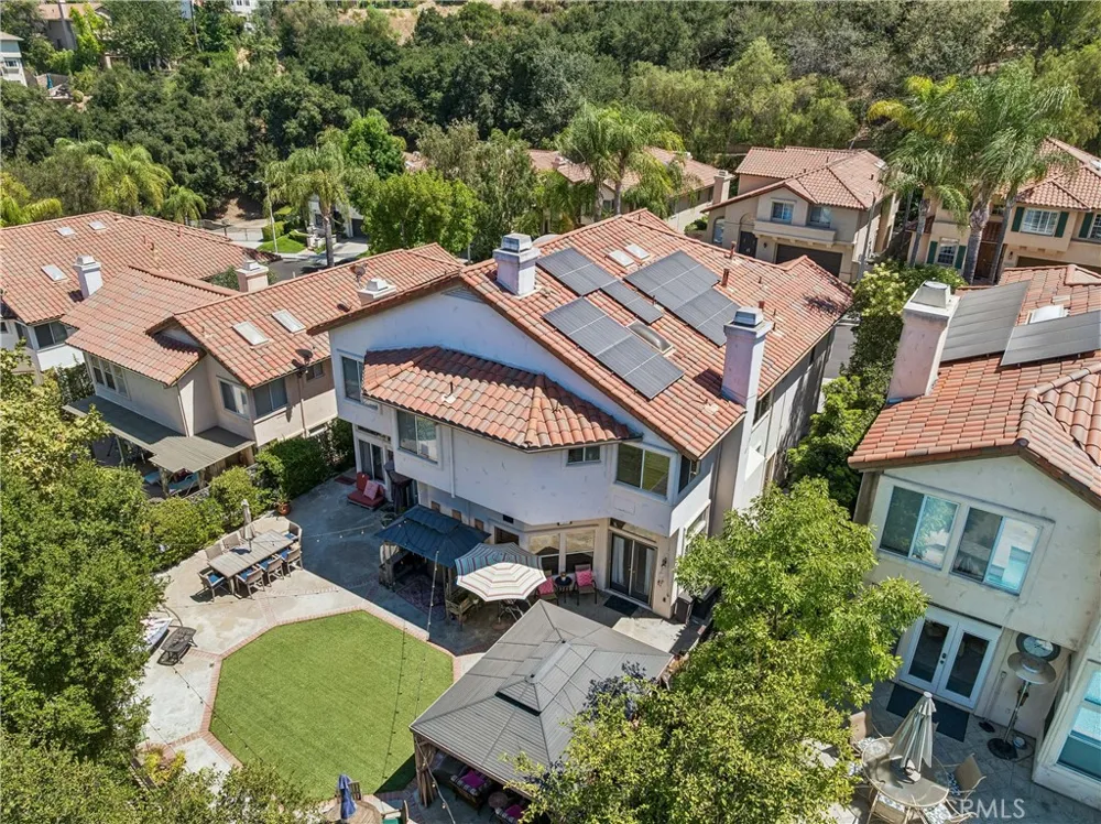 24515 Ebelden Newhall, CA 91321