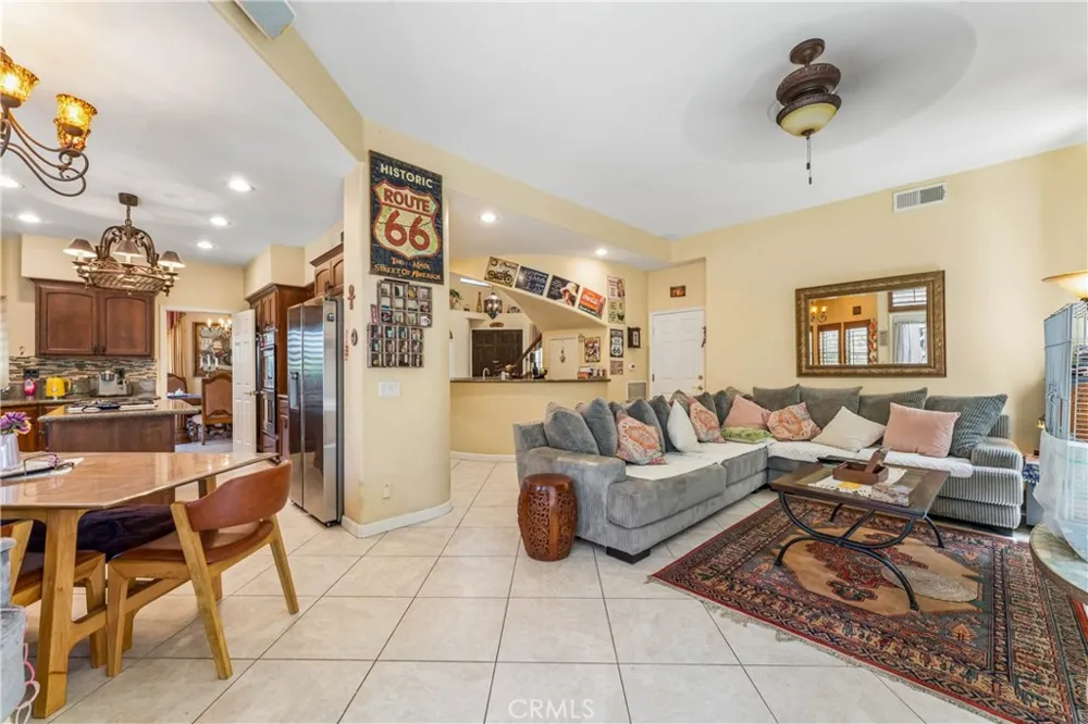 24515 Ebelden Newhall, CA 91321