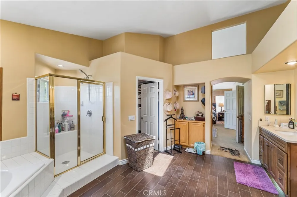 24515 Ebelden Newhall, CA 91321