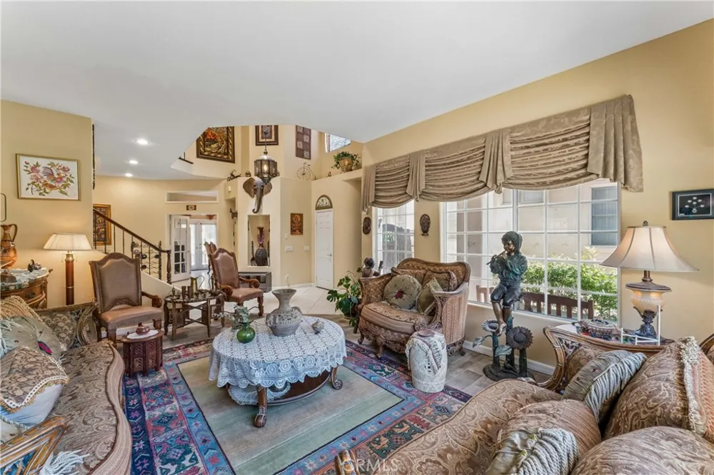 24515 Ebelden Newhall, CA 91321