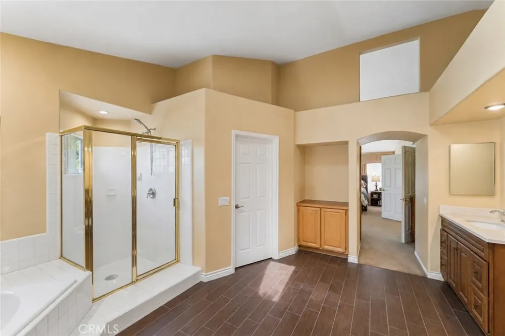 24515 Ebelden Newhall, CA 91321
