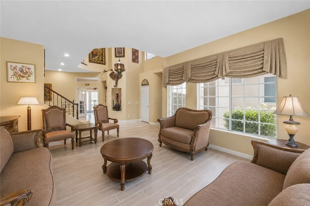 24515 Ebelden Newhall, CA 91321