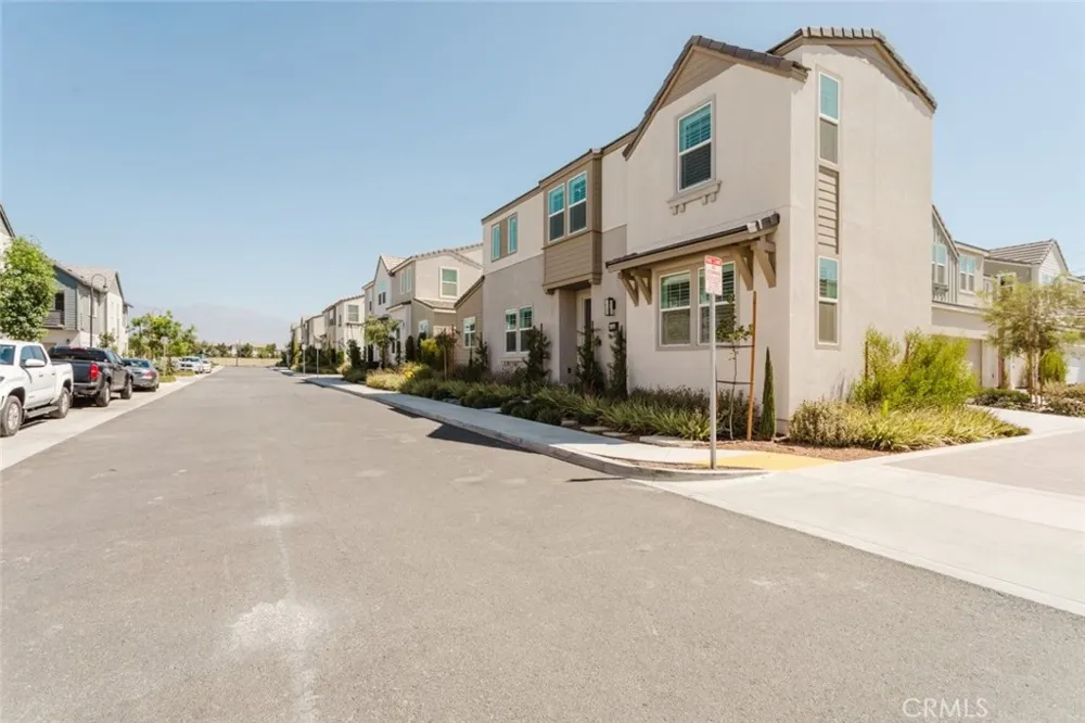 4101 S Sunflower Paseo Ontario, CA 91761