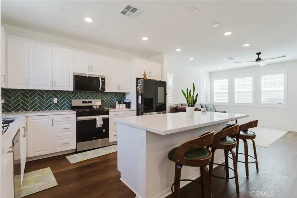4101 S Sunflower Paseo Ontario, CA 91761