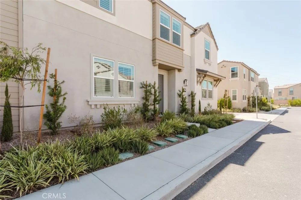 4101 S Sunflower Paseo Ontario, CA 91761