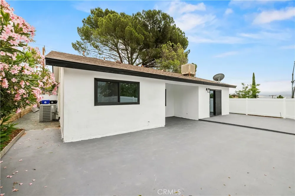 28201 Hot Springs Canyon Country, CA 91351