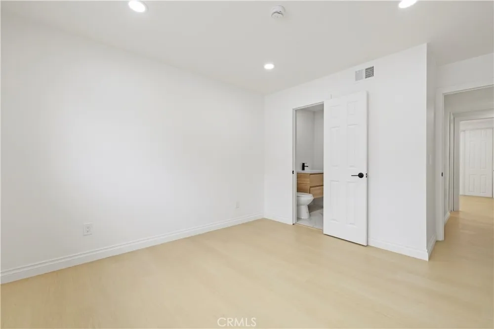 28201 Hot Springs Canyon Country, CA 91351