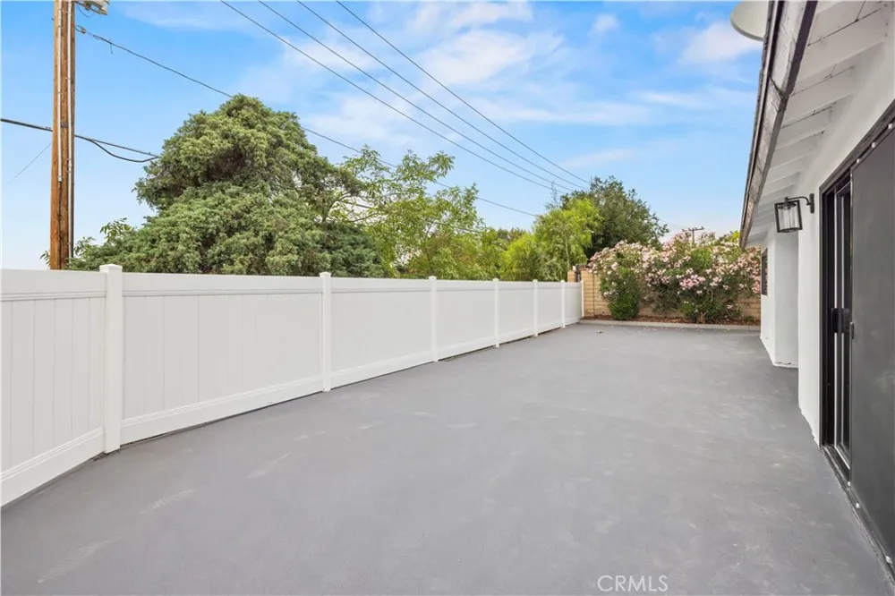 28201 Hot Springs Canyon Country, CA 91351