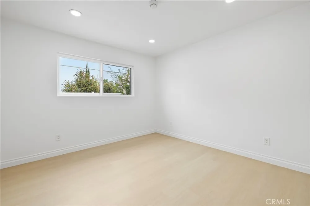 28201 Hot Springs Canyon Country, CA 91351
