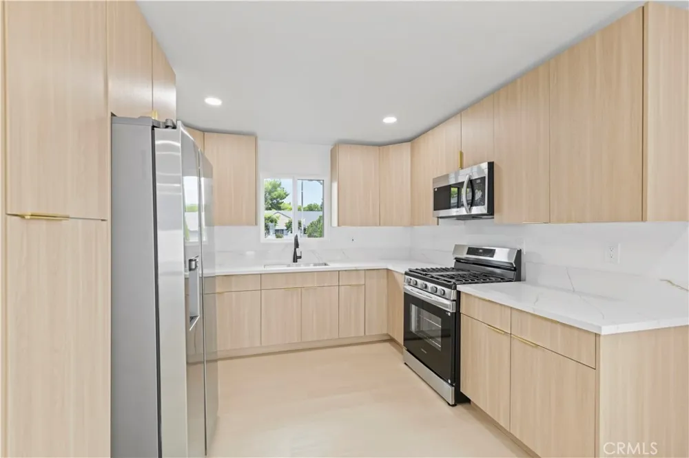 28201 Hot Springs Canyon Country, CA 91351