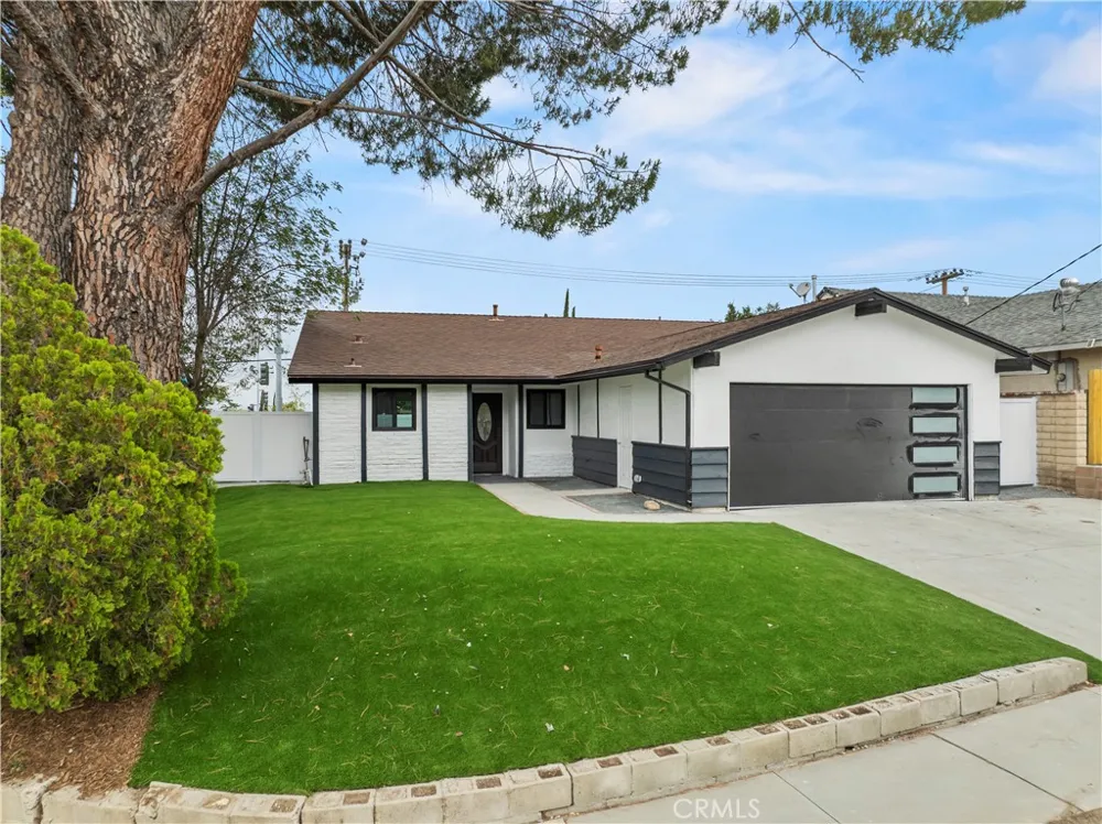 28201 Hot Springs Canyon Country, CA 91351