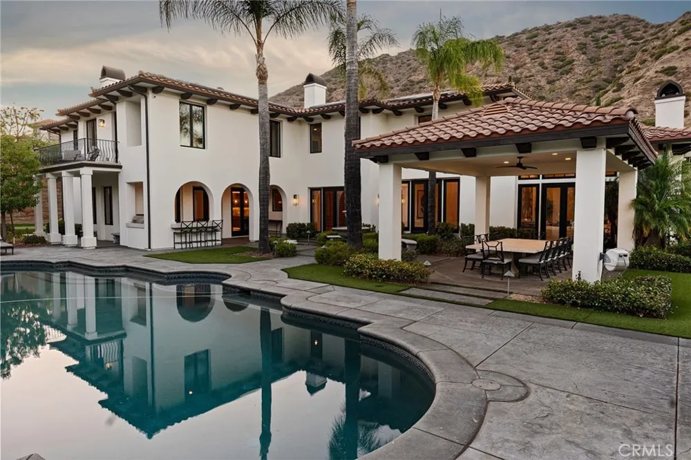 29462 Malibu View Court Agoura Hills, CA 91301