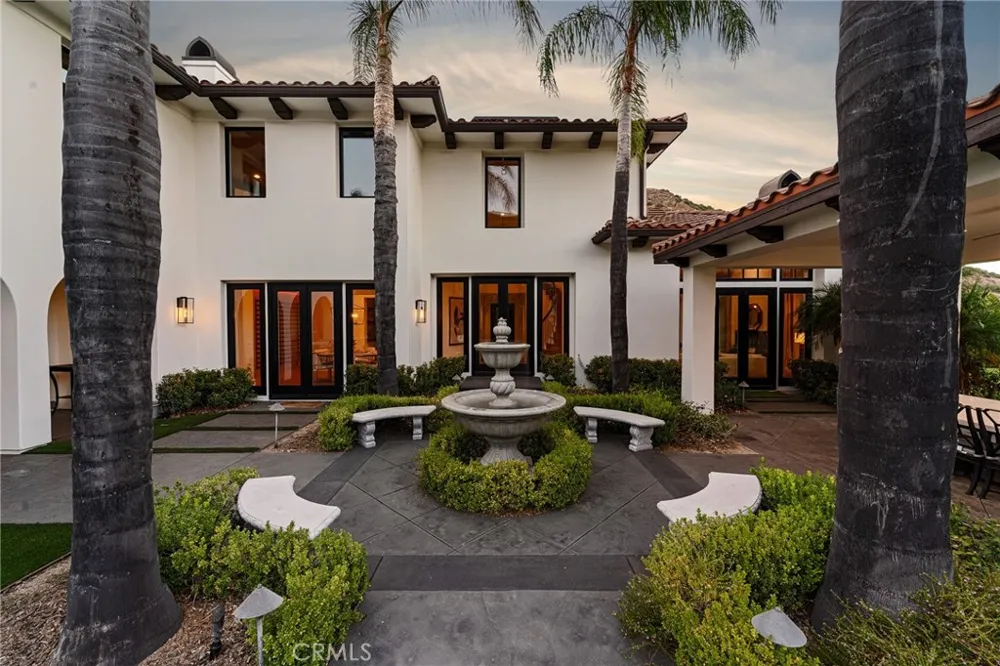 29462 Malibu View Court Agoura Hills, CA 91301