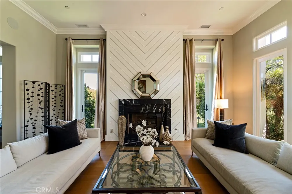 29462 Malibu View Court Agoura Hills, CA 91301