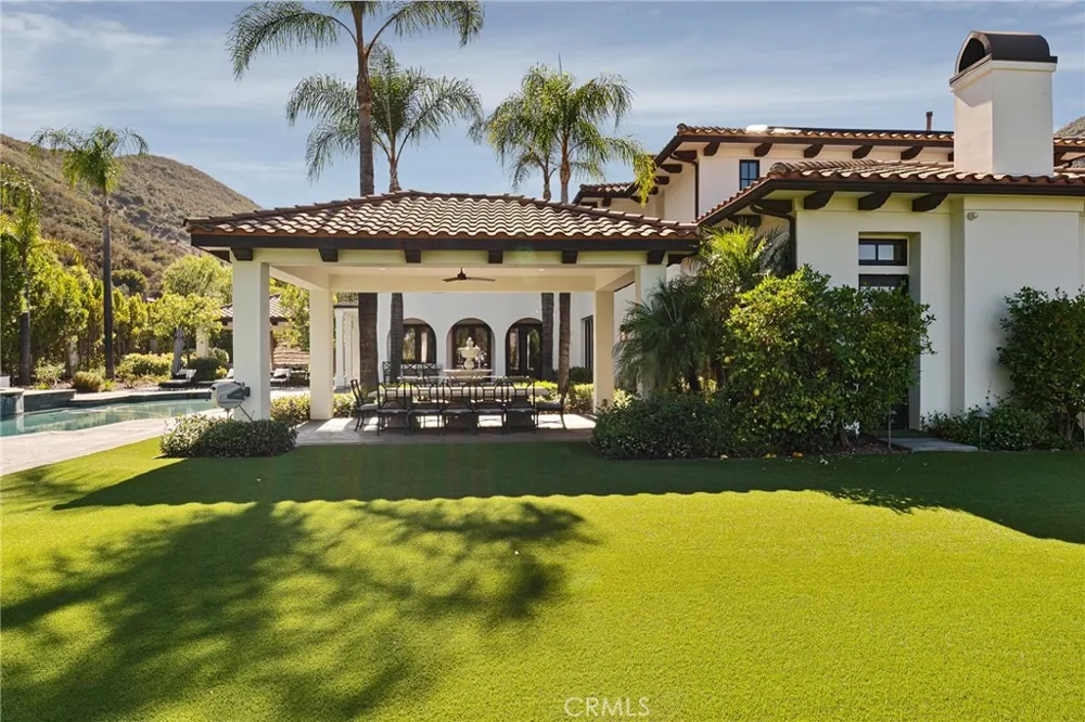 29462 Malibu View Court Agoura Hills, CA 91301