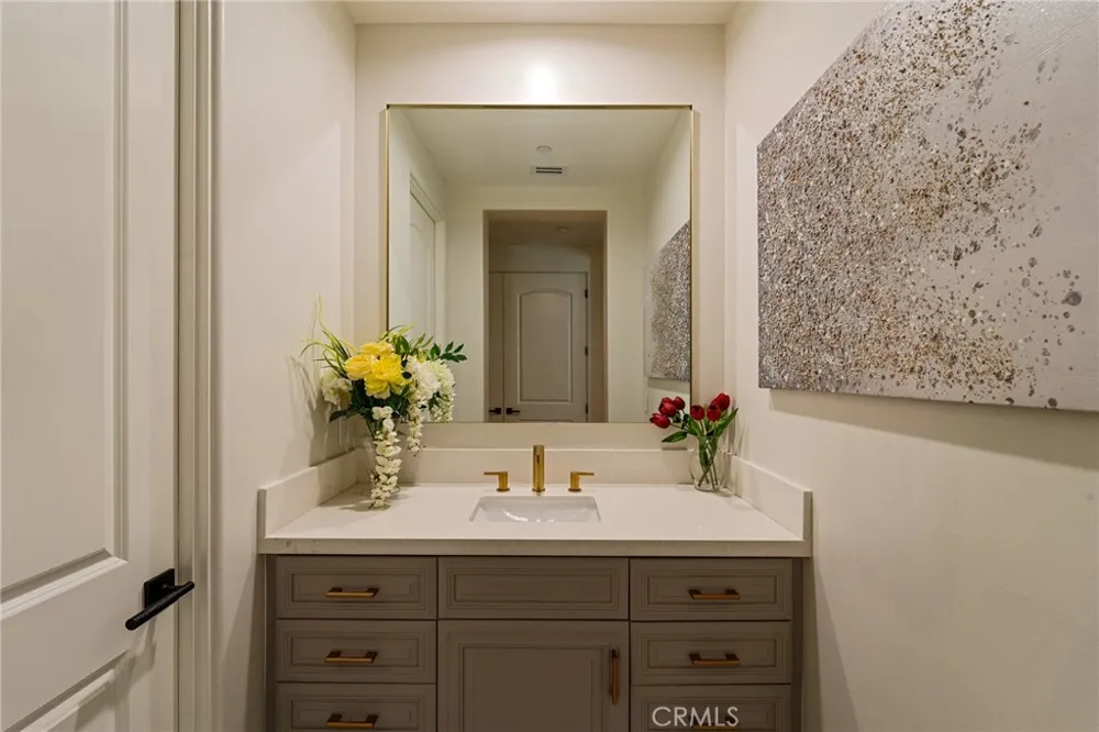 29462 Malibu View Court Agoura Hills, CA 91301