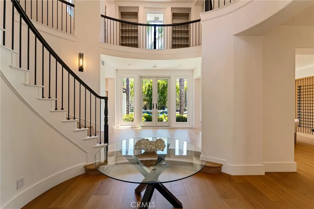 29462 Malibu View Court Agoura Hills, CA 91301