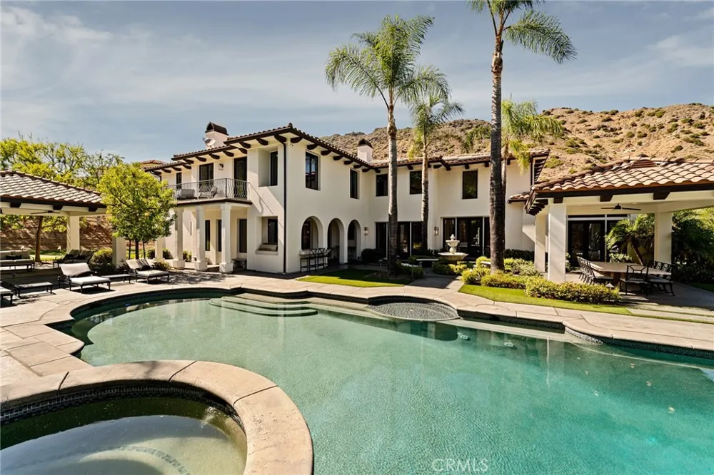 29462 Malibu View Court Agoura Hills, CA 91301