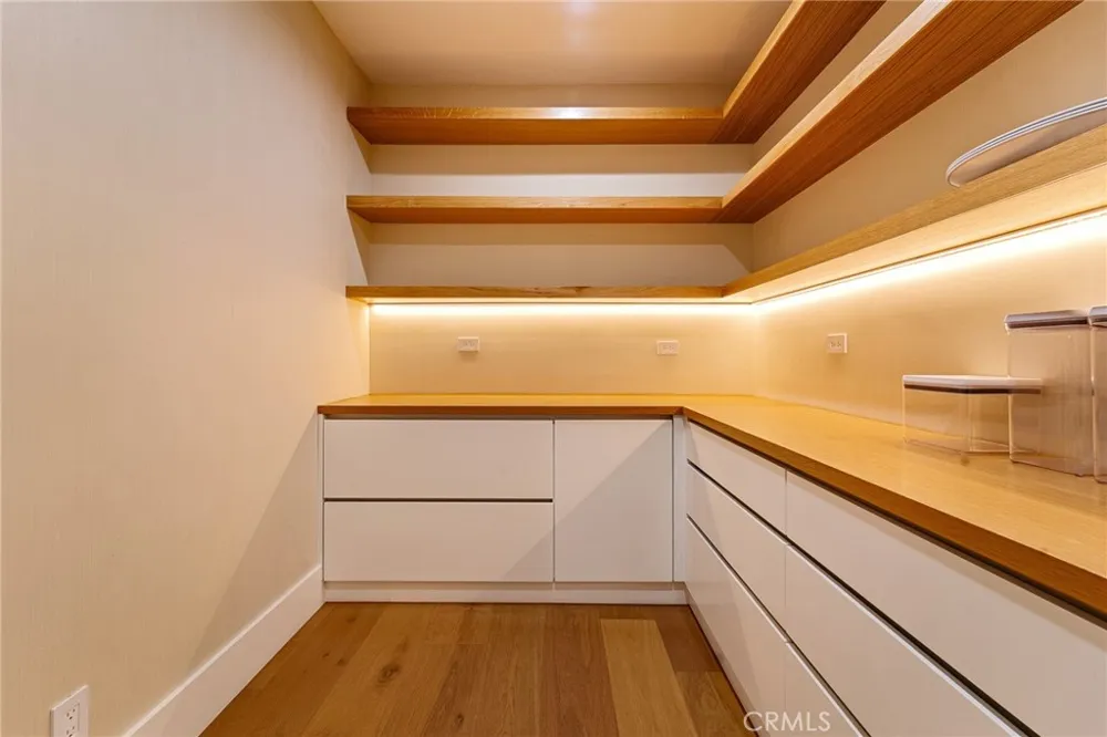 29462 Malibu View Court Agoura Hills, CA 91301