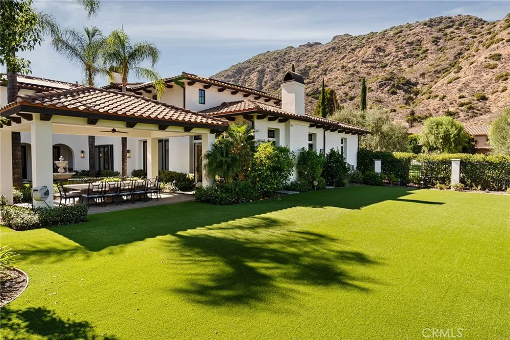 29462 Malibu View Court Agoura Hills, CA 91301