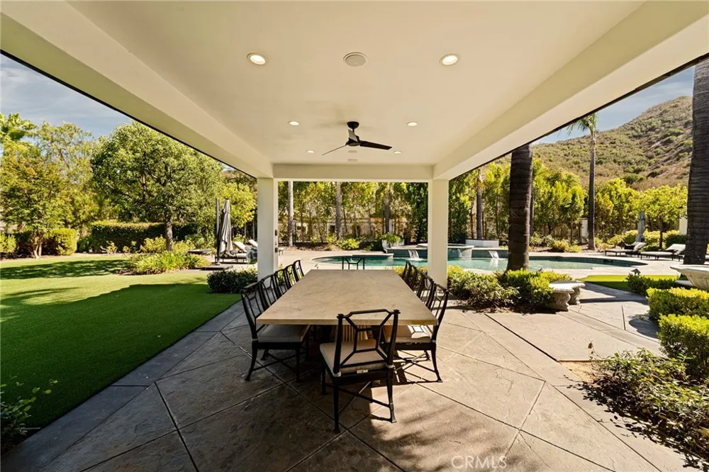 29462 Malibu View Court Agoura Hills, CA 91301