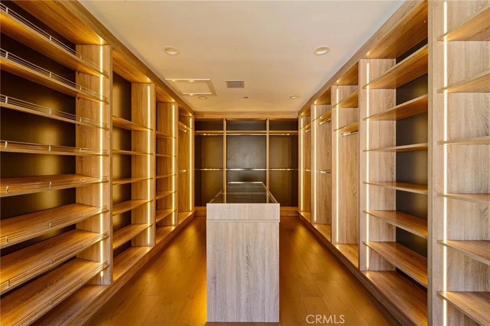 29462 Malibu View Court Agoura Hills, CA 91301